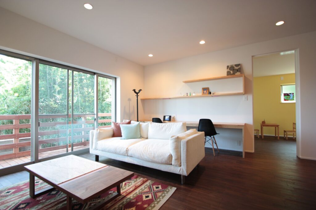 海の街の古民家