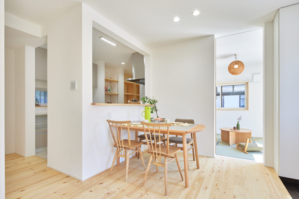 暮らしの真ん中に 光とぬくもりを